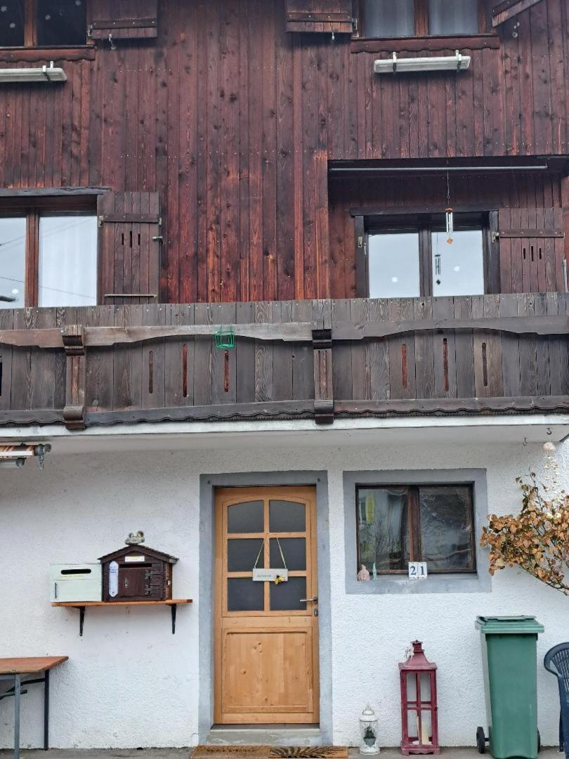 Chez Ninfa Apartment Villeret Bagian luar foto